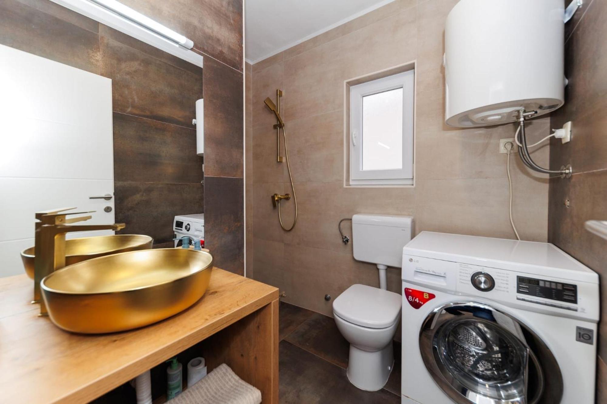 Apartments 23 And 25 With Free Private Parking Zadar Extérieur photo